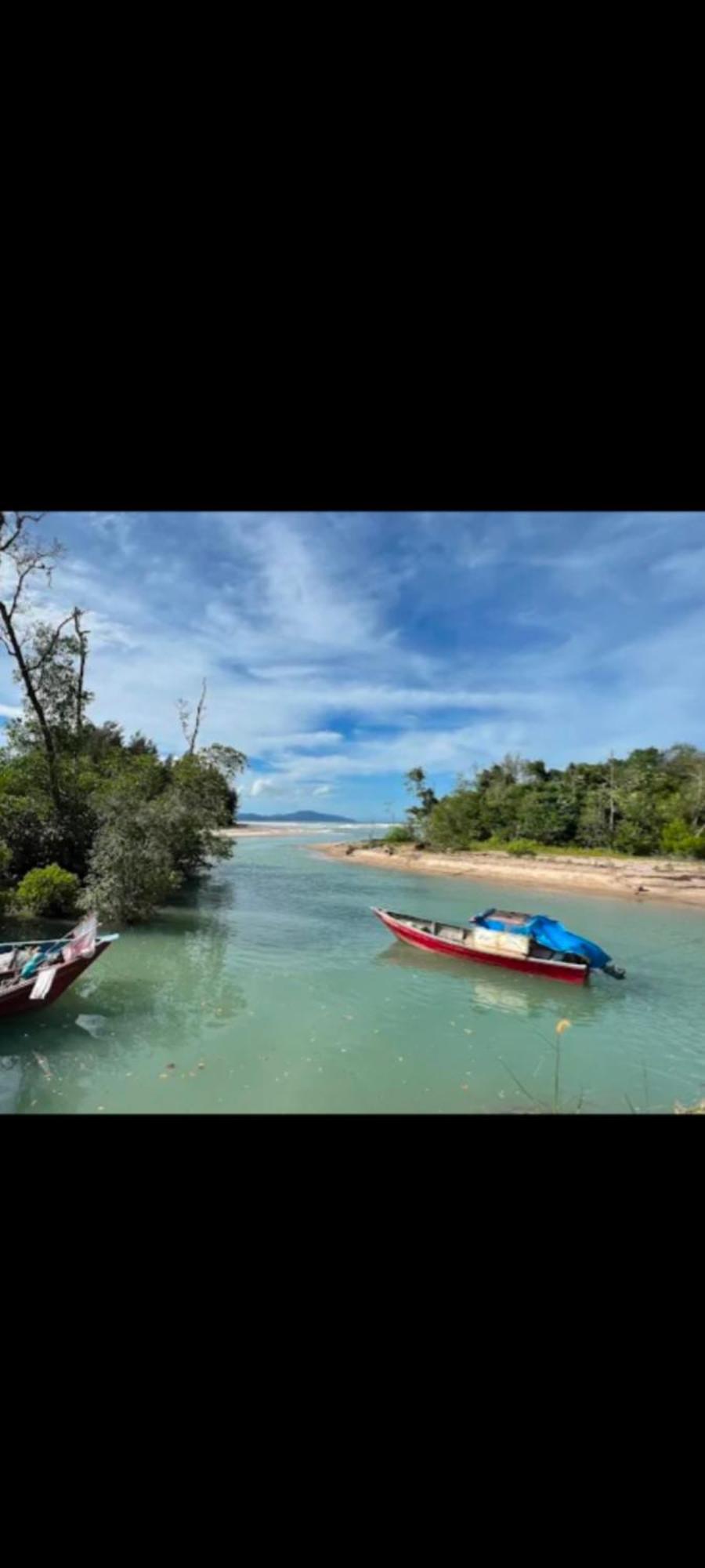 Вилла The Mangrove Sematan Экстерьер фото